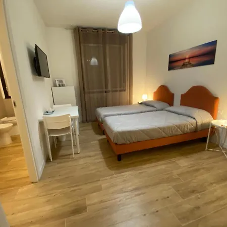 Jois فندق مبيت وإفطار بولونيا